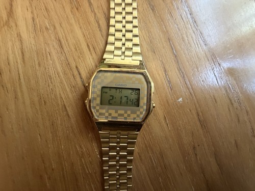 Casio gold digital quartz - casio,